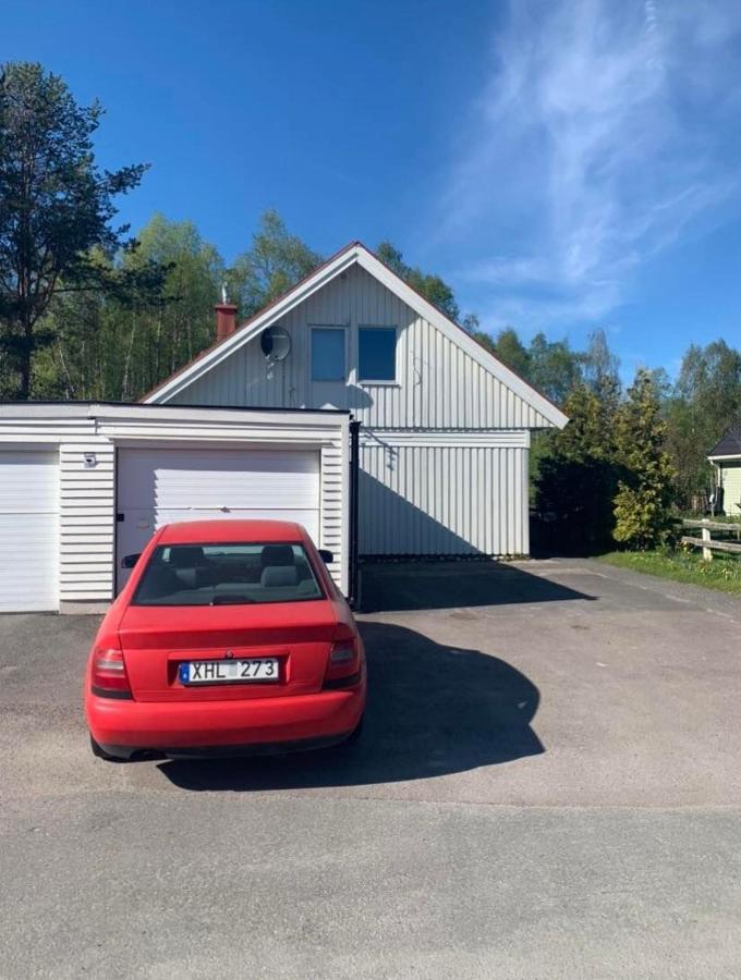 Own Private Room In A Big House! Luleå Exterior foto
